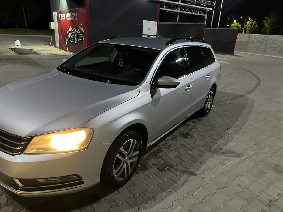 VOLKSWAGEN Passat 0 — imagine 2