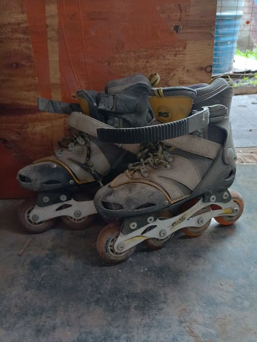 Продам     ролики