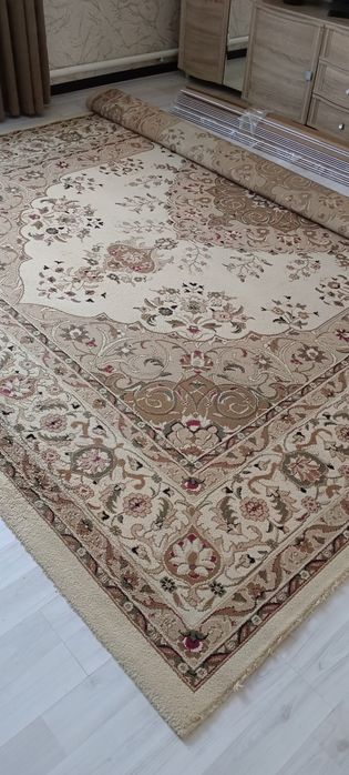 Красивый качественный КОВЁР