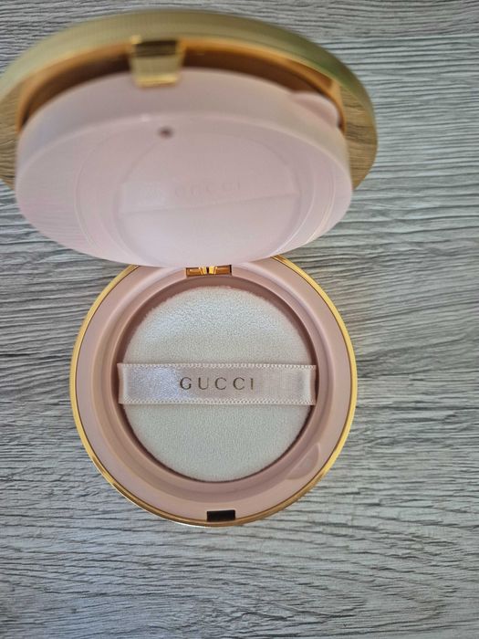 Козметика MAC, Gucci, Hourglass, Fenty, Trinny London