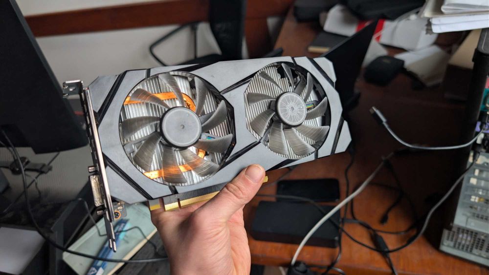 Placa video NVIDIA GeForce RTX 2060 OC 6GB GDDR6 192-bit