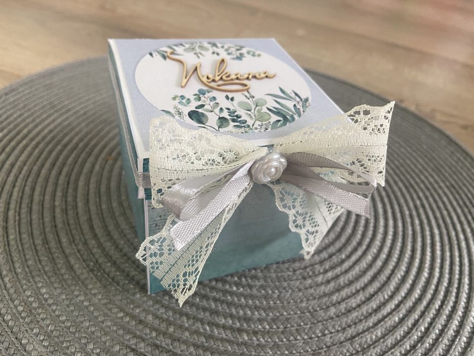 Картичка и покана за кръщене в страхотно съчетание