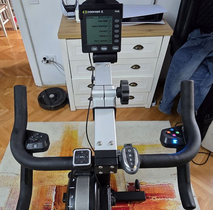 Bicicleta BikeErg Concept2 - Profesională, cu accesorii Zwift