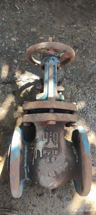 Задвижка чугунная