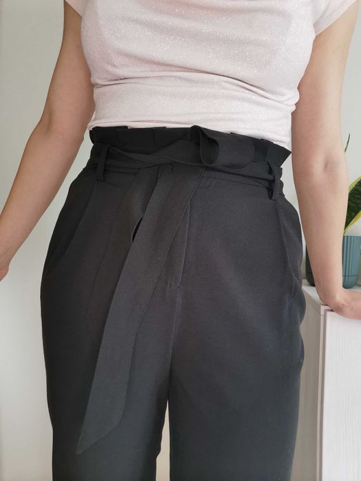 Pantaloni eleganti paperbag talie inalta negri marimea 32 XXS