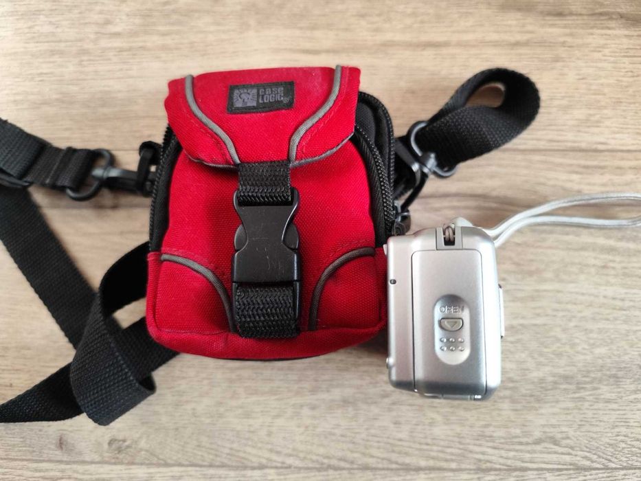 Sony Cyber-shot DSC-S600 6.0 MP Cameră digitală argintiu