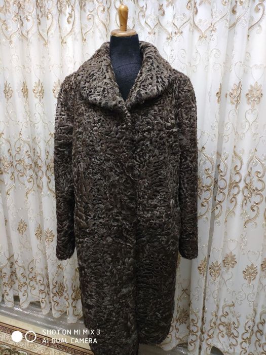 Новые шубы. Каракул коричневый.