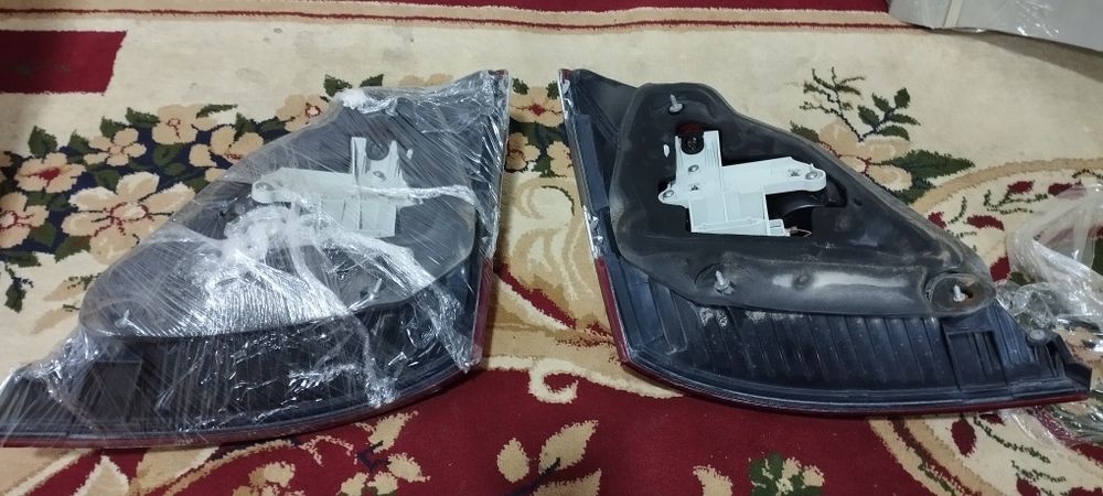 Mercedes 221 long orqa fara