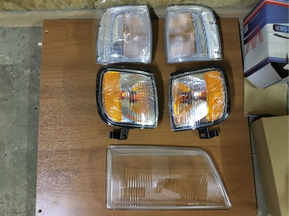 Продам поворотники на опель