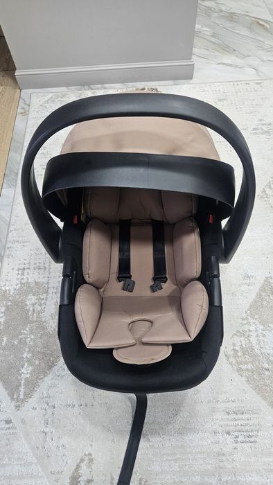 Детское автокресло люлька