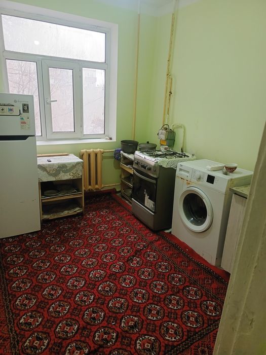 darital yoninda 2xonali xonalari aloxida 3qavatda kvartira sotilladi