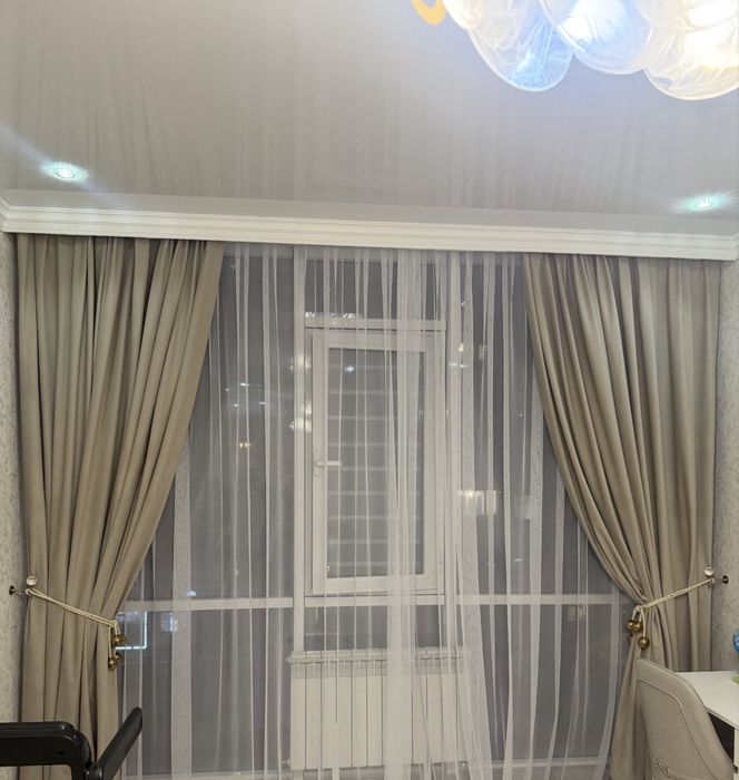Срочно продам шторы с тюлью!