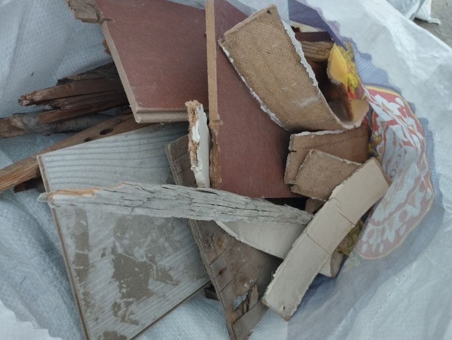 Утин тароша сотилади