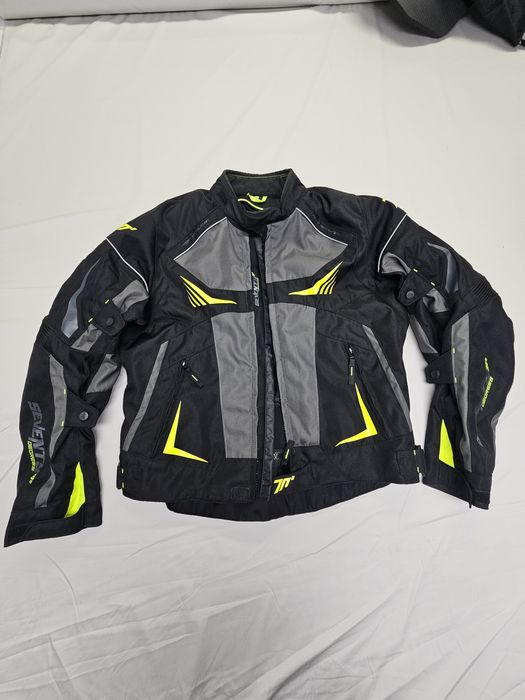 Geacă moto Seventy L nouă