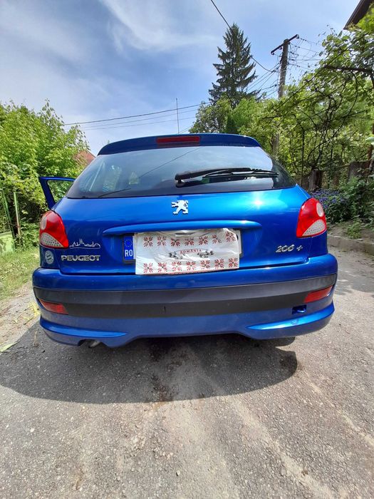 Autoturism Peugeot 206 +