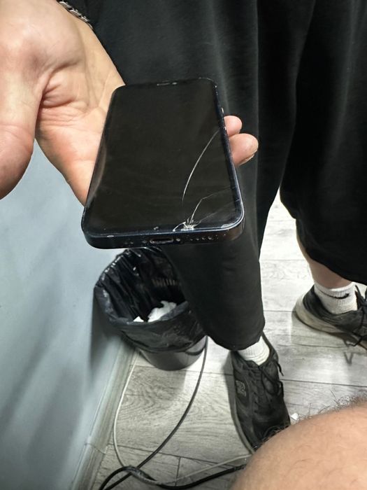 Продам iphone 12 mini 128gb