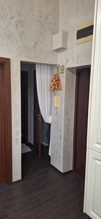 Продава се Двустаен апартамент в Велико Търново, Център - 62 кв.м за 2500 €/кв.м - Снимка #15