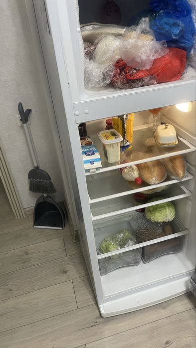 Продам холодильник