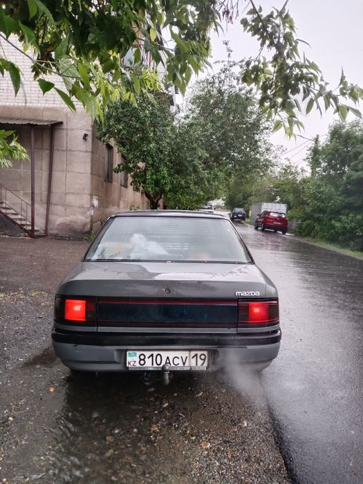 Продам автомобиль Mazda 323 BG