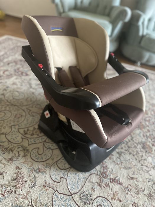 Автокресло SkyBaby продаю