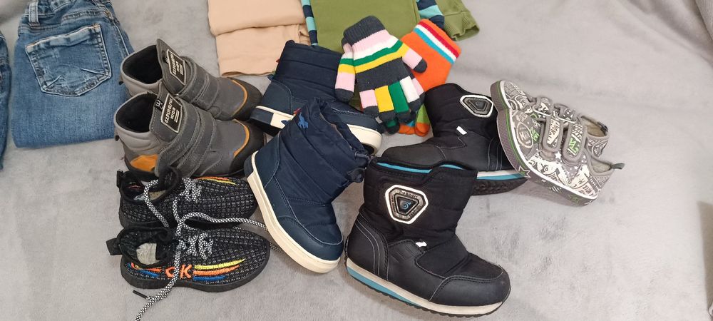 Отдам вещи на мальчика 2-3 года