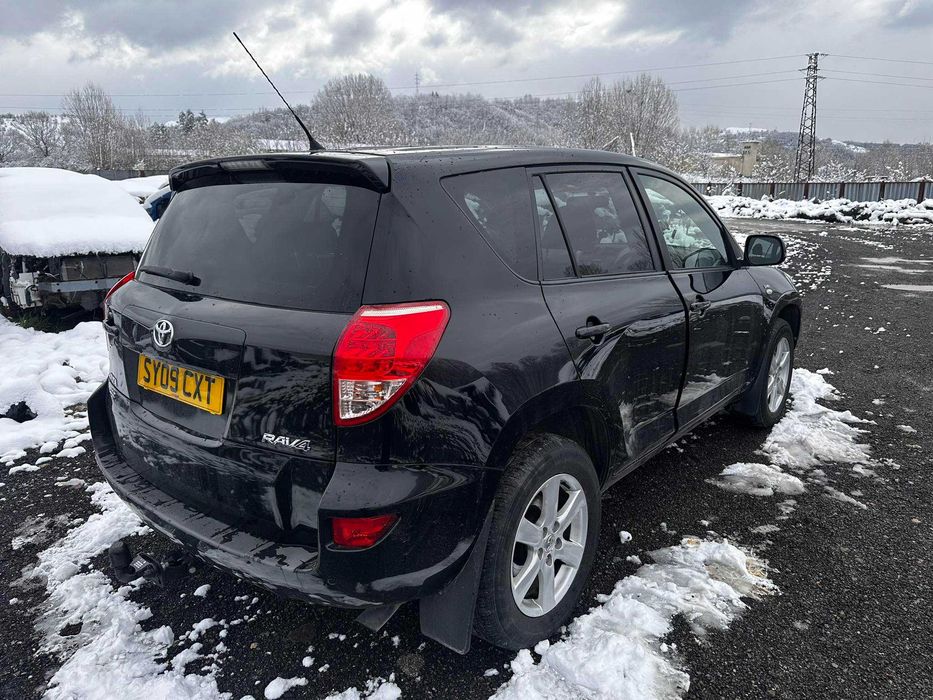 Продава се на части: Toyota RAV4 2.2 D-4D 136 к.с., 2007 г ръчка