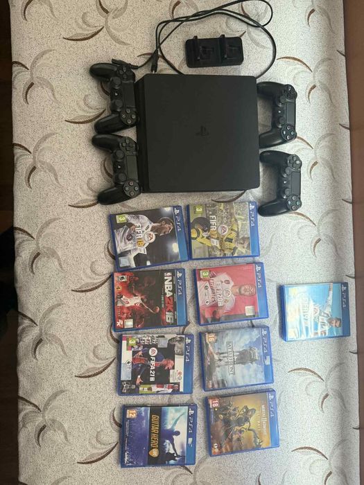 PlayStation 4 Slim + 4 джойстика + игри