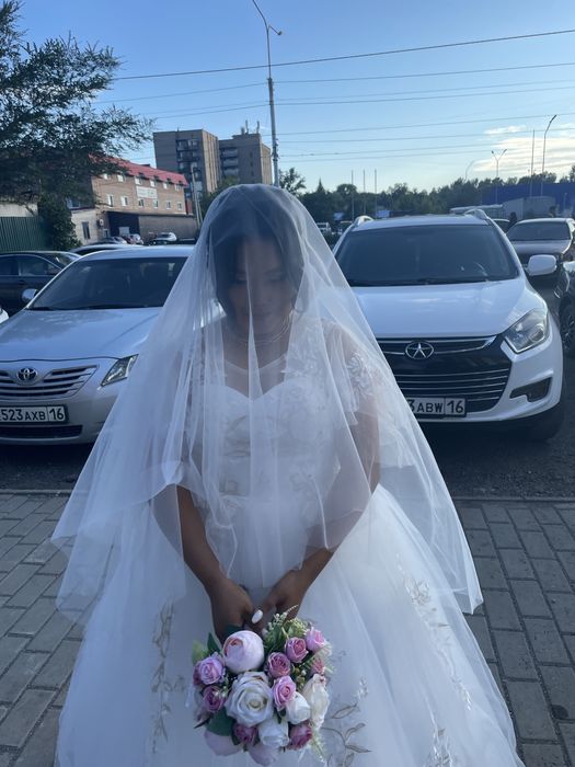 Продам платье свадебное