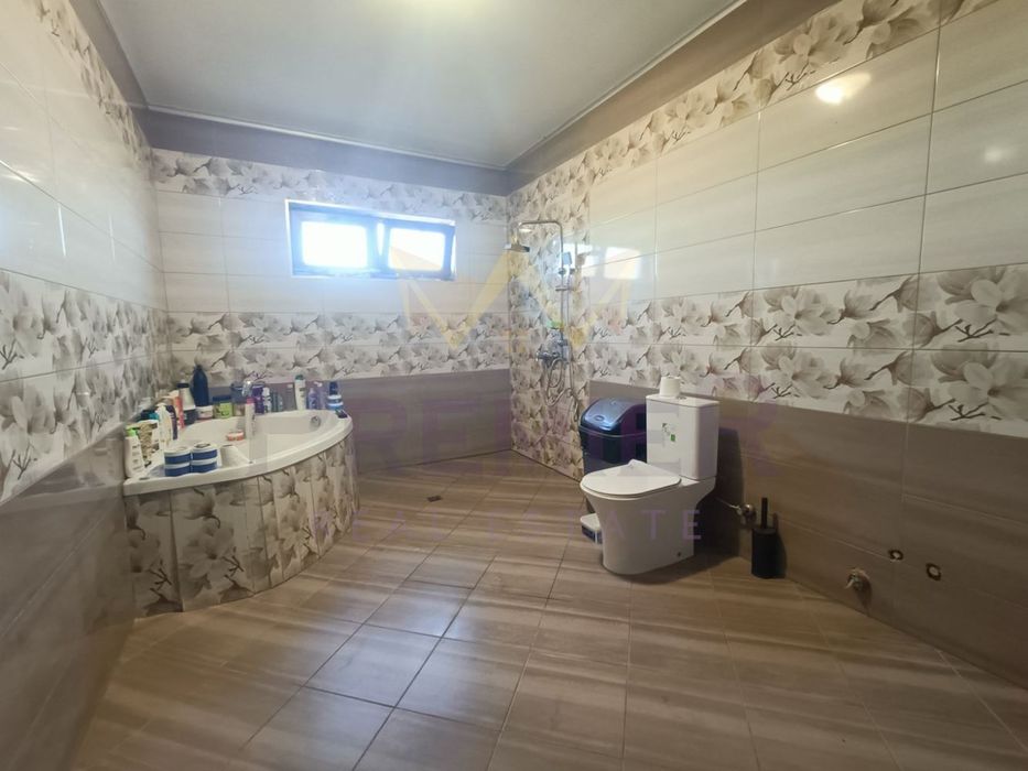 Продава се Къща в Бургас, Меден рудник - зона В - 206 кв.м за 1214 €/кв.м - Снимка #5