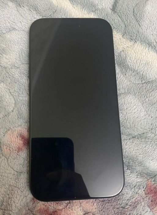 Продам Iphone 16