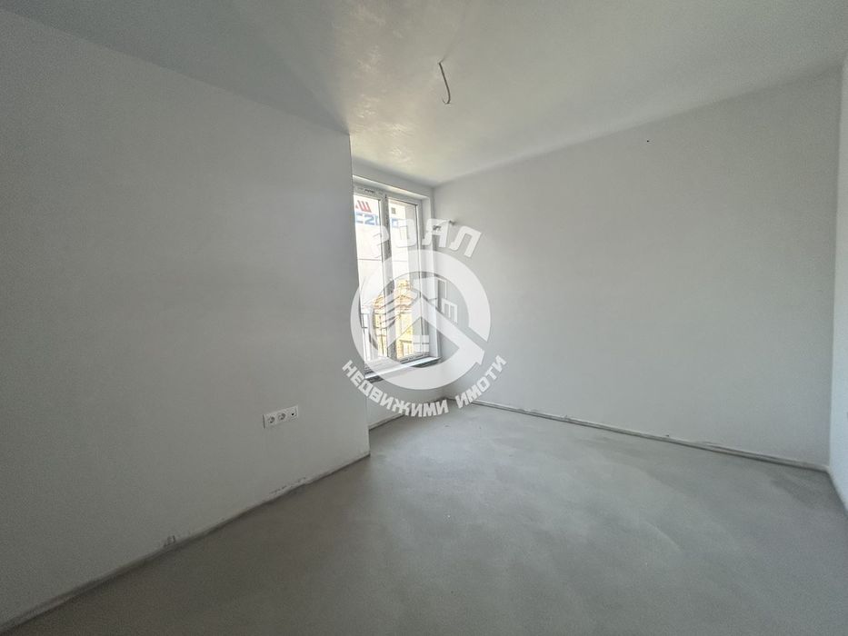 Продава се Тристаен апартамент в Пловдив, Кючук Париж - 100 кв.м за 1175 €/кв.м - Снимка #5