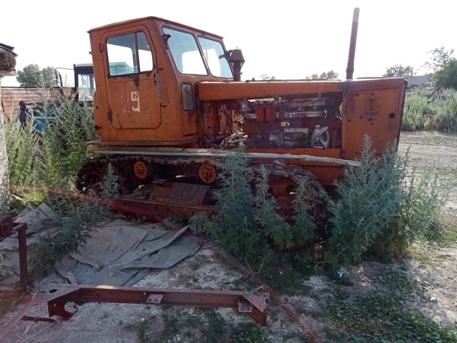 Продам.  Трактор  Т-4