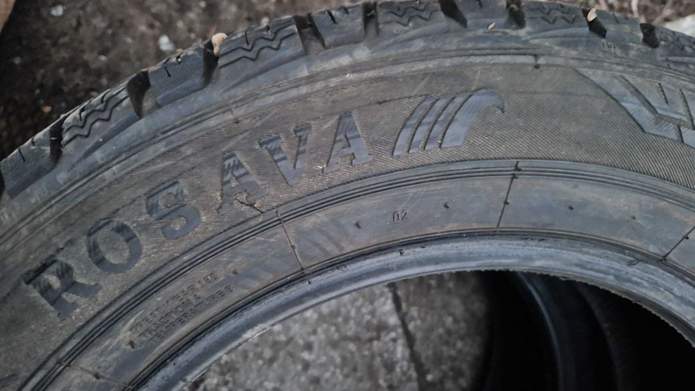 Продам шины 215/60/16