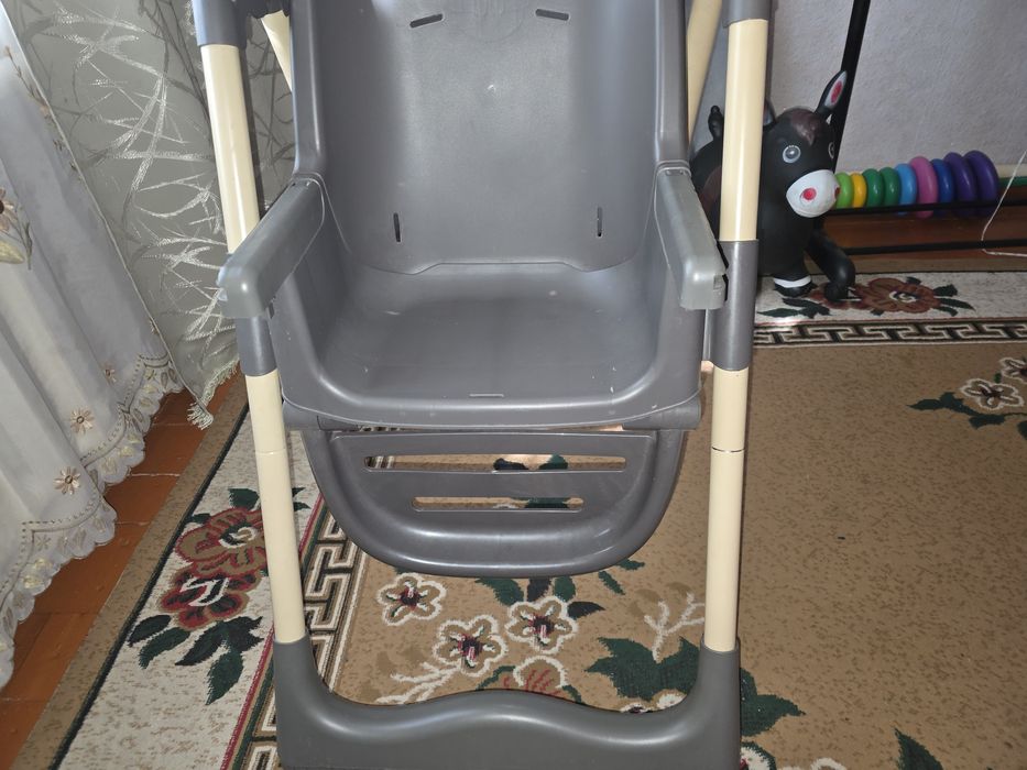 Столик для кормления
