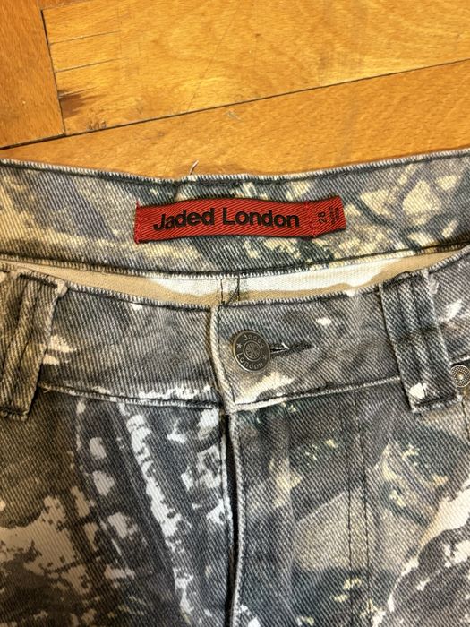 дънки Jaded London с камуфлажен принт