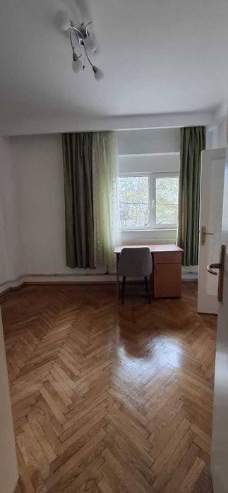 Apartament de închiriat, 2 camere, zonă centrală