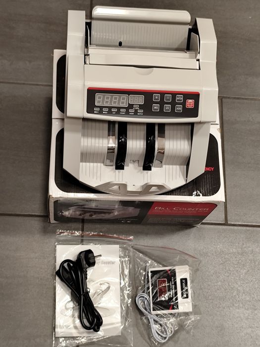 Машина / Броене / Банкноти