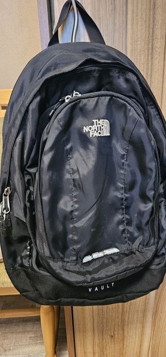 Продавам раница The North Face