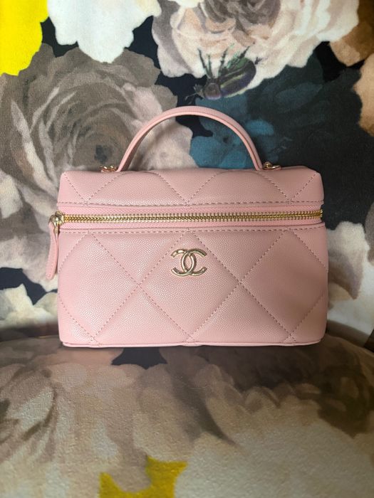 Елегантна чанта CHANEL  – Подарък, неупотребявана