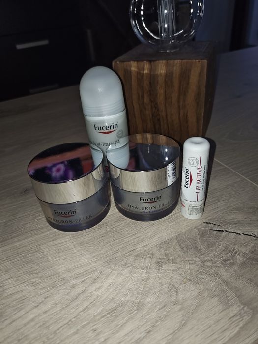 Eucerin hialuron-filler 3xeffect серията дневен и нощен крем + рол он и балсам