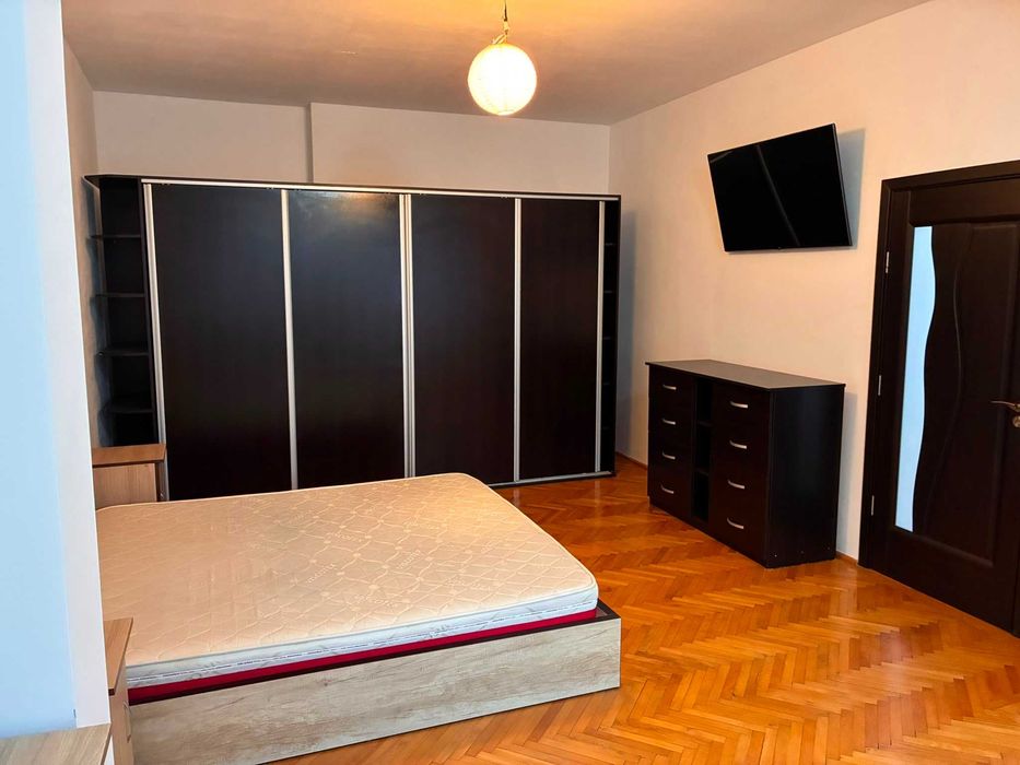 Apartament 2 camere, 60 mp, central, Str. Lucian Blaga, mobilat/utilat