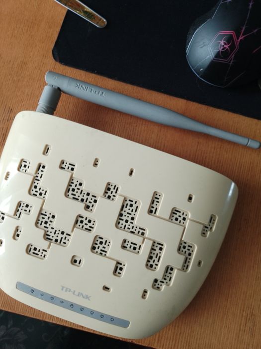 Роутер старый тплинк