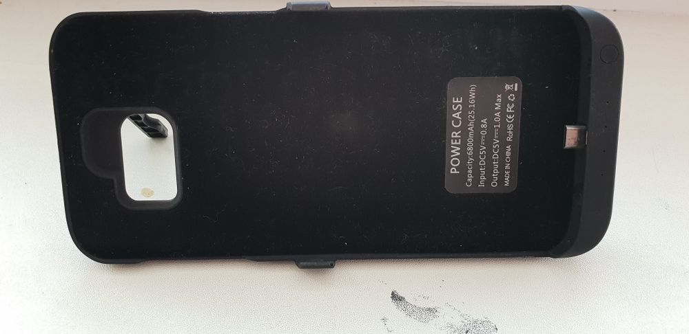 Продам чехол зарядник