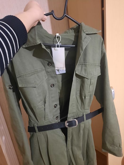 Продам комбинезон стильный