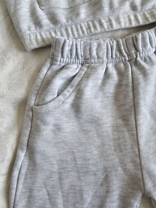 Продам детский костюмчик-двойка