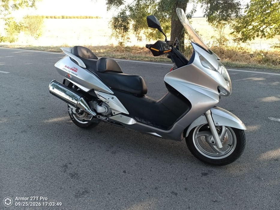 Honda silver wing 600