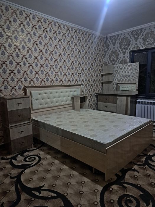 Spalni komplekt 6 qism: Krovat + Kupe shkaf + Trumo. Oq Dub