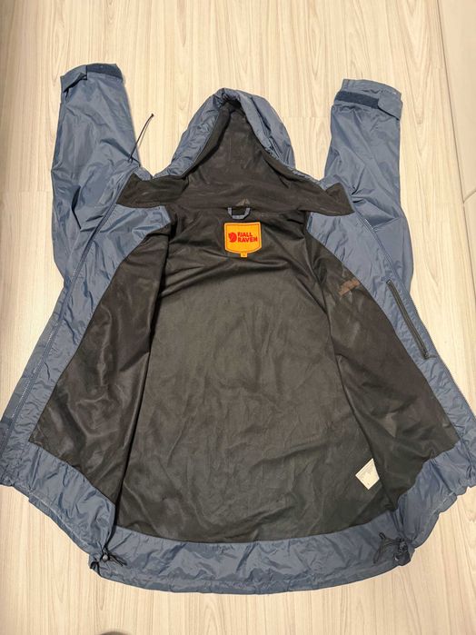'''Fjallraven  Hydratic''оригинално мъжко яке Л размер