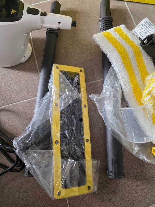 Aparat de curățat cu abur Kärcher SC 1 EasyFix, Presiune abur: 3 bari, Timp de încălzire: 3 minute, Putere: 1.200 W