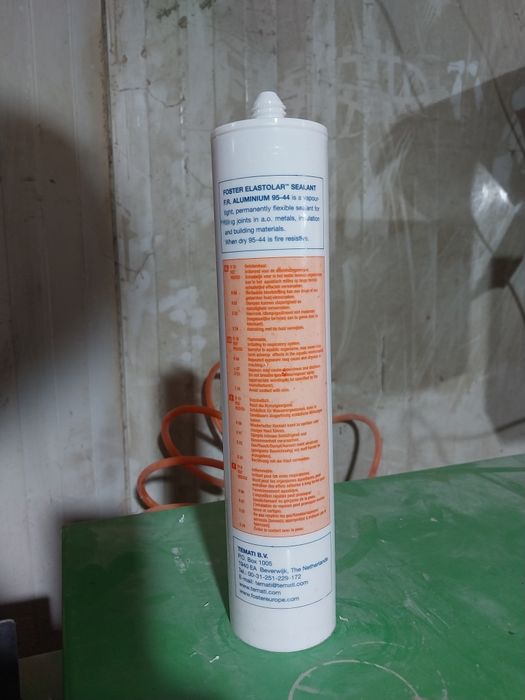 Продам герметик Foster 95-44